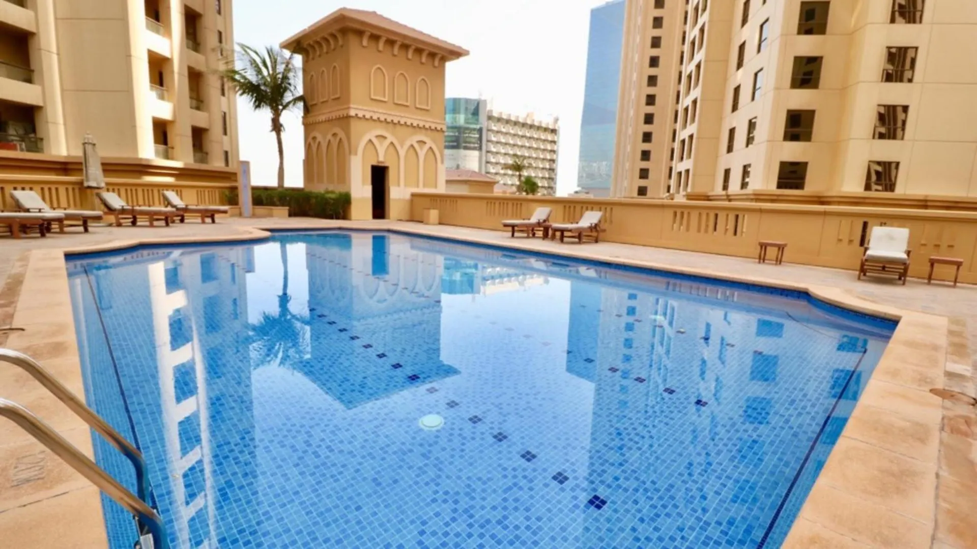 Yousleep Hostel - Beach View - 5 Min From Metro Dubai United Arab Emirates