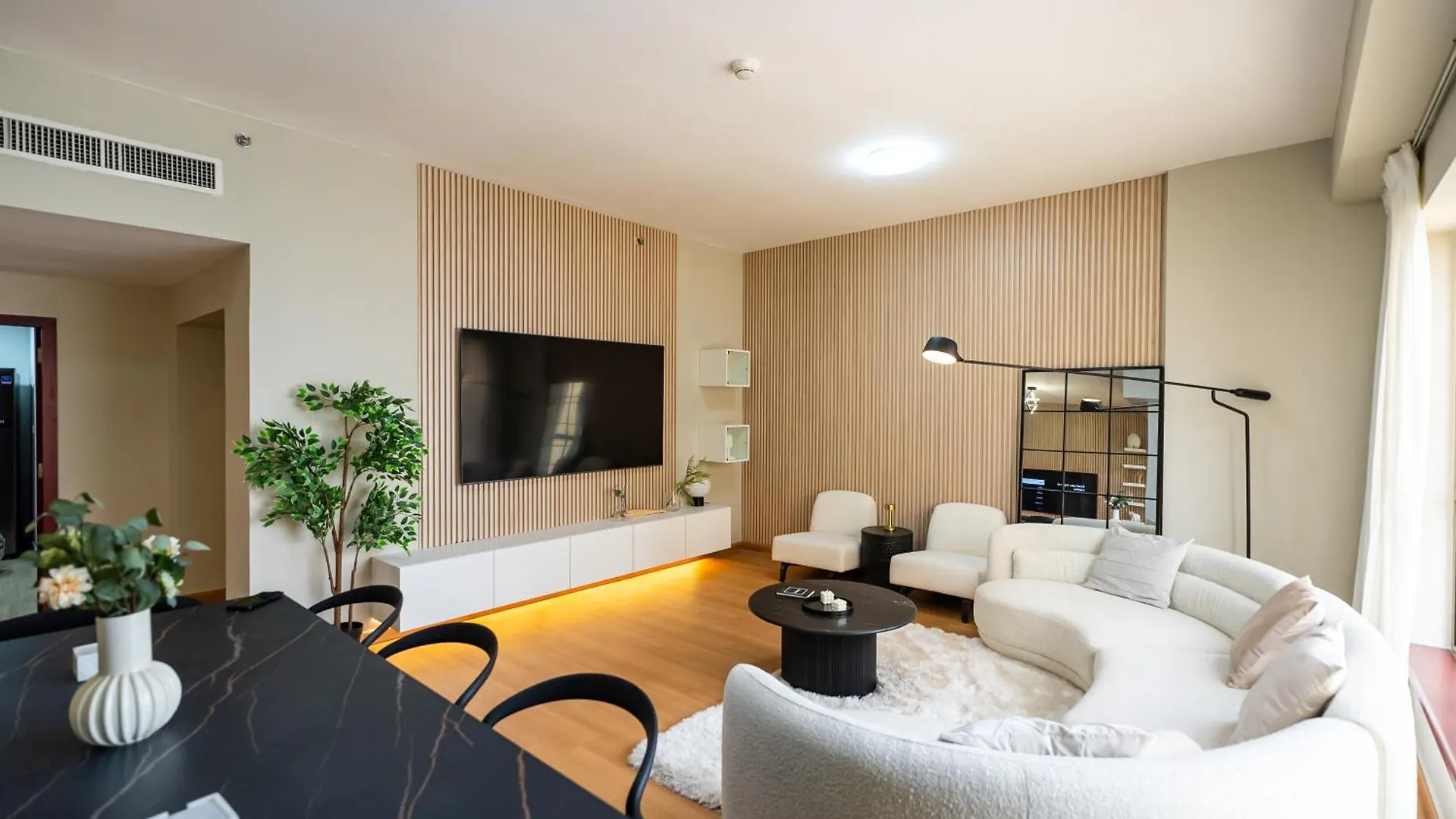 Yousleep Hostel - Beach View - 5 Min From Metro location
